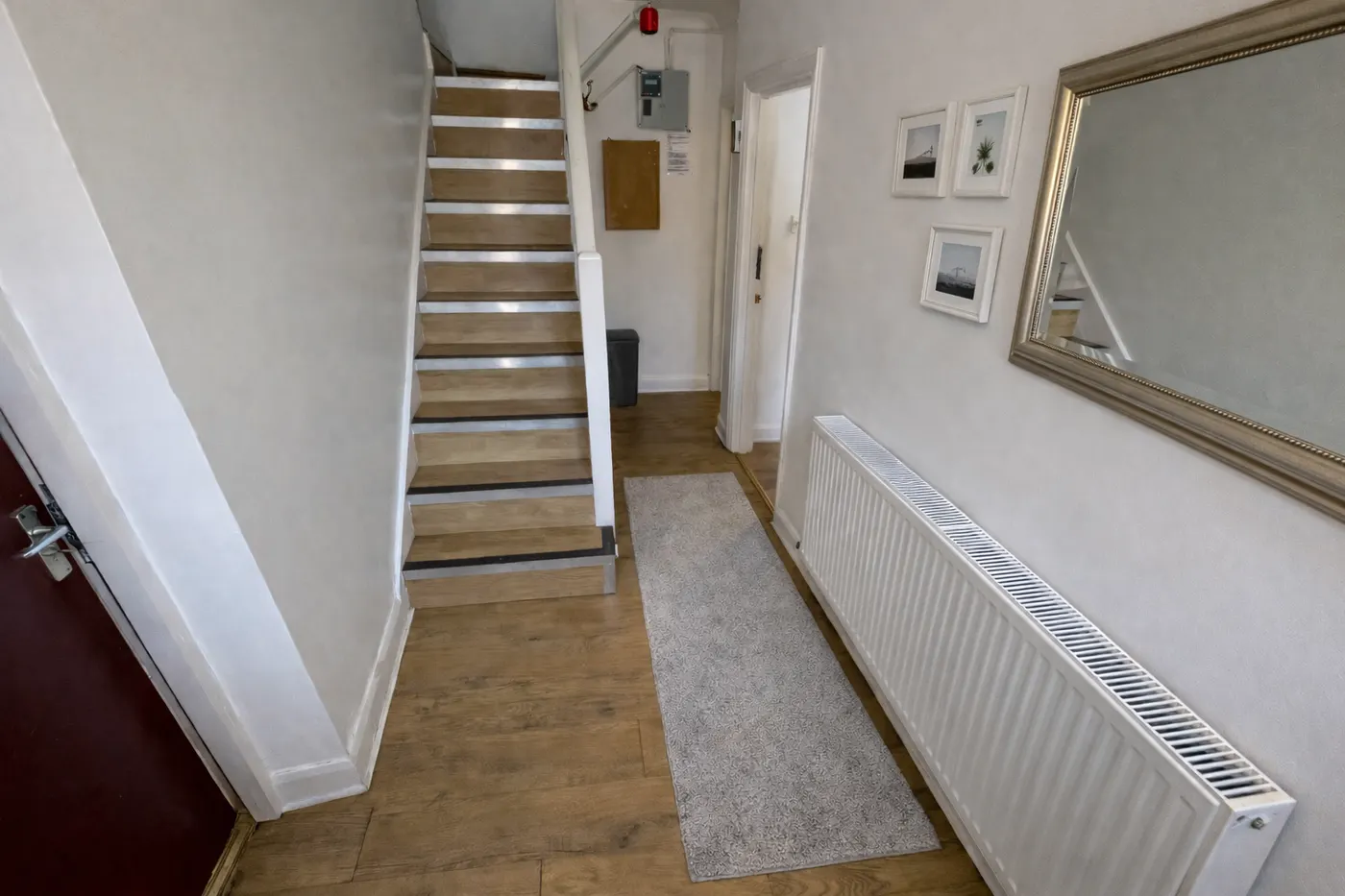 6-bed House on Mayville Road — image 10