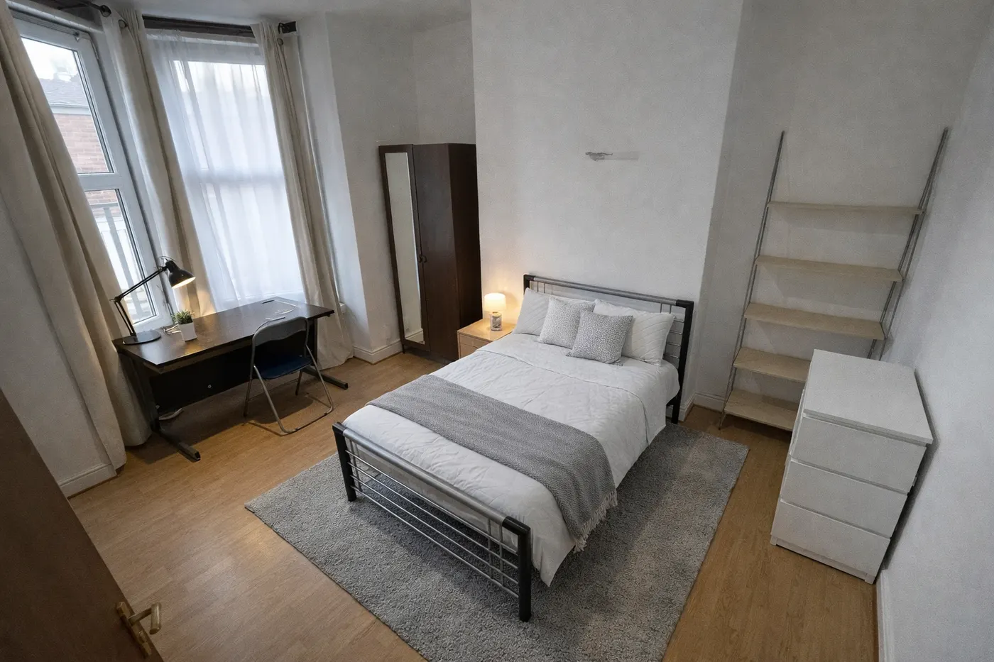 7-bed House on Norwood Road — image 5