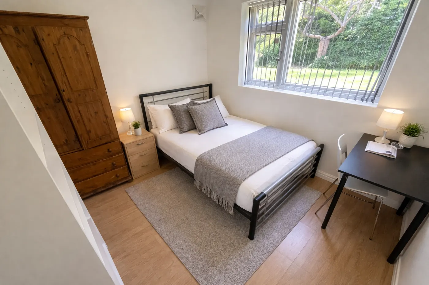 3-bed Maisonette on The Poplars — image 4